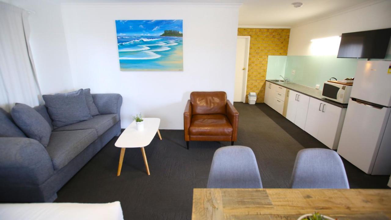 Tweed Harbour Motor Inn Твид-Хедс Экстерьер фото