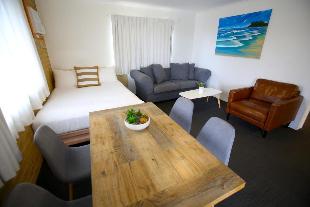 Tweed Harbour Motor Inn Твид-Хедс Экстерьер фото